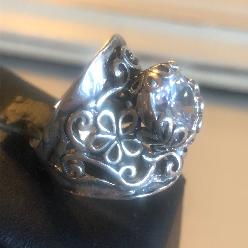 Gorgeous Shabool Cubic Zirconia Ring - Picture 4 of 8
